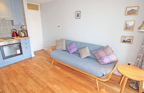 Borth-y-Gest Cottage | 56C South Snowdon Wharf