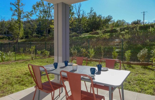 Roquebrune-sur-Argens Apartment | 57 m² Apartment ∙ 2 bedrooms ∙ 4 guests