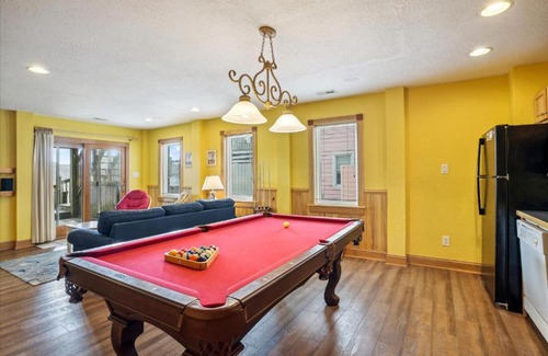 South Nags Head House | 5727 - Whalebone Station by Resort Realty