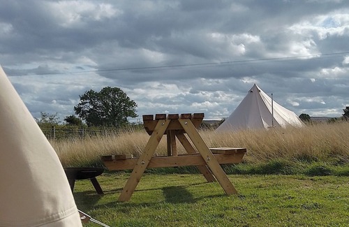 Saltburn-by-the-Sea Cabin | 5m xl Bell Tent With log Burner, Near Whitby