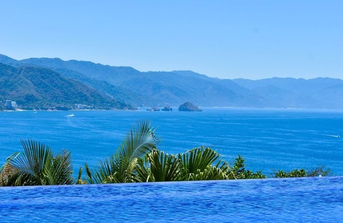 Conchas Chinas Villa | 5th nite FREE Aug,Sep,Oct - Luxury Villa, Spectacular Views, Saline pool & Staff