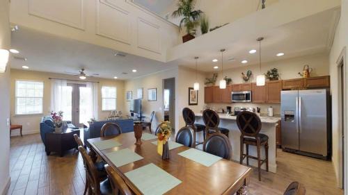 Oviedo Villa | 6 Bed, 4 Bath Perfect For Group Or Large Family