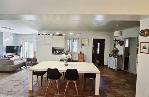 Chateauneuf-Grasse House | 6 bed room Villa with private pool by golf
