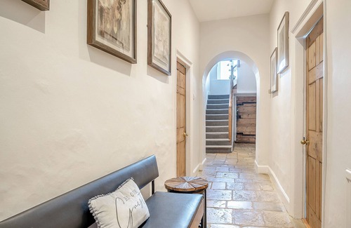 Kidlington Cottage | 6 bedroom accommodation in Bletchingdon