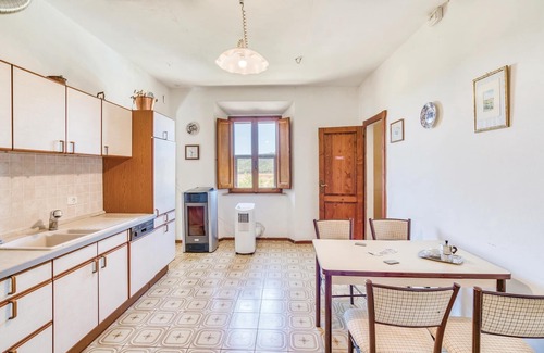 Gavorrano House | 6 bedroom accommodation in Giuncarico -GR-