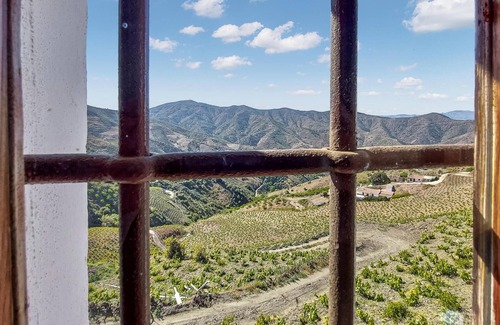 El Borge House | 6 bedroom accommodation in Almáchar