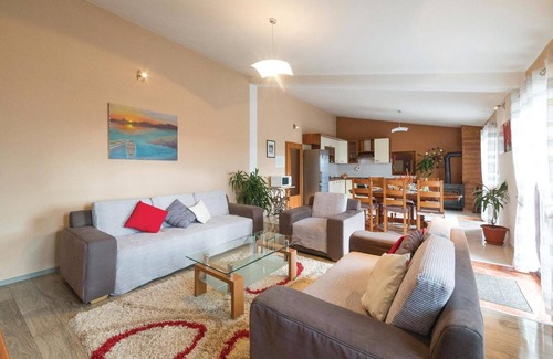 Kastel Novi House | 6 bedroom gorgeous home in Kastel Stari