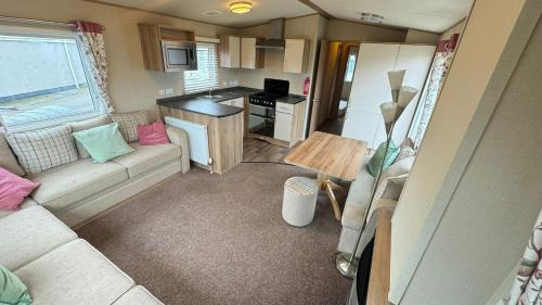Brean Other | 6 Berth Caravan with garden - Brightholme Holiday Park