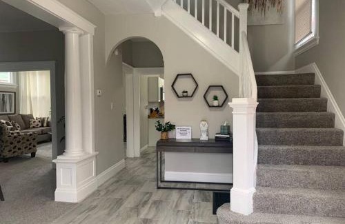 Norwood House | 6 BR Home Just Minutes From Downtown Cincinnati