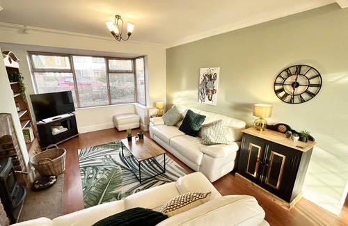 Chester-le-Street House | 6 Guests - 3 Bed House in Chester-le-street
