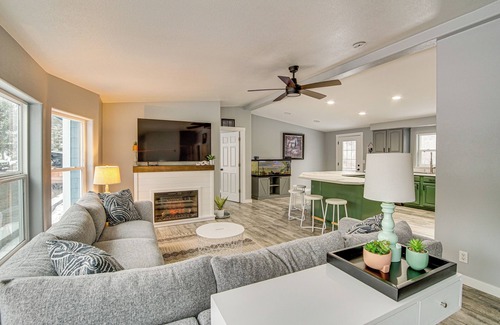 Cle Elum Cottage | 6 Mi to Cle Elum River: Family-friendly Home!