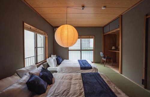 Oshiage Villa | 6-minute walk to Tokyo Skytree Up to 6 people 68 sqm fully renovated direct access to Asakusa, Shibuya, Narita Airport, and Haneda Airport