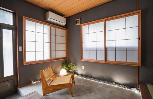 Oshiage Villa | 6-minute walk to Tokyo Skytree Up to 6 people 68 sqm fully renovated direct access to Asakusa, Shibuya, Narita Airport, and Haneda Airport