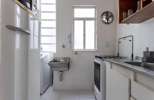 Leme Apartment | 6 Minutes From Copacabana Beach Rdl1112