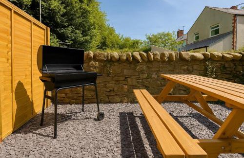 Cathays Apartment | 6 Person Apartment in City Centre