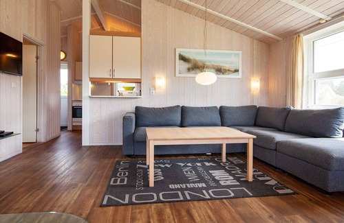 Lensterstrand House | 6 person holiday home in GROEMITZ