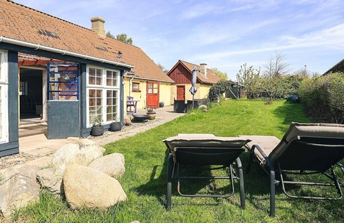 Store Damme House | 6 person holiday home in Askeby
