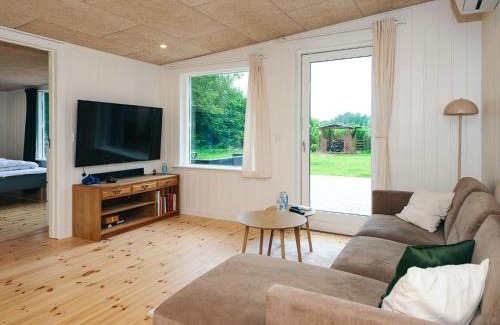 Øksenmølle House | 6 person holiday home in Ebeltoft