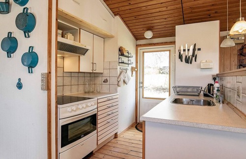Hvalpsund House | 6 person holiday home in Farsø-By Traum
