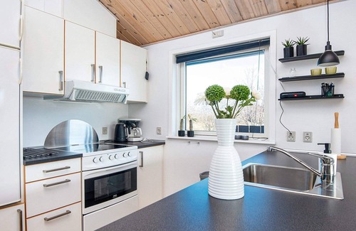 Skaven Strand House | 6 person holiday home in Tarm