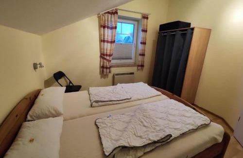 Norderteil House | 6 Personen Familienferienhaus mit Sauna, Whirlpool zwei Toiletten und Kaminofen in Otterndorf
