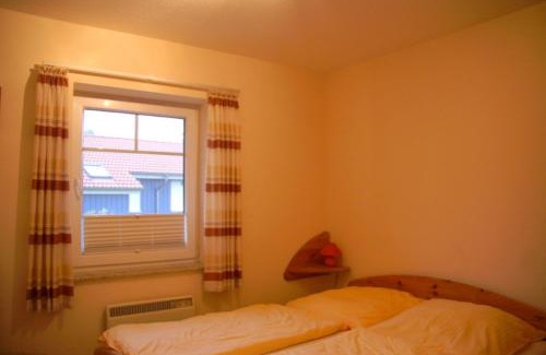 Norderteil House | 6 Personen Familienferienhaus mit Sauna, Whirlpool zwei Toiletten und Kaminofen in Otterndorf