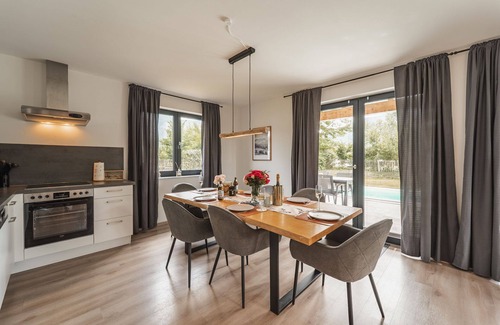 Inzell Ski Chalet | 6 persons Chalet Bergherzerl in the Chiemgau. Summer pool, whirlpool & sauna