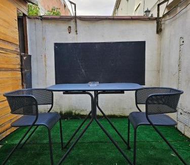 Bagnolet Apartment | #6 Petite Maison avec petit jardin proche du Métro