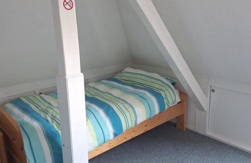 Vahrenwald House | 6 schöne CITY- Zimmer EMO