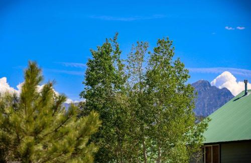 Pagosa Highlands House | 60 Lilac Court