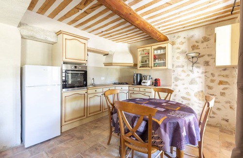 Boulbon House | 60 m² House ∙ 2 bedrooms ∙ 4 guests