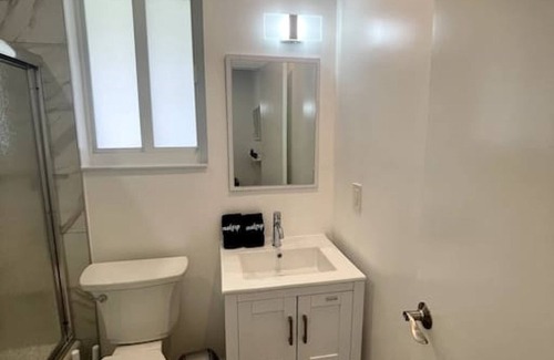 Little Ranches Apartment | 600 apt 11 · Tranquil Studio W/Parking 10 min to Beach/FLL