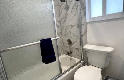 Little Ranches Apartment | 600 apt 11 · Tranquil Studio W/Parking 10 min to Beach/FLL