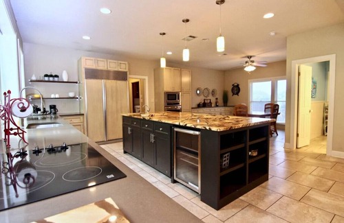 Martindale House | $600 OFF/NT! 4BR Riverfront – MDW in San Marcos!