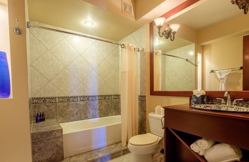 San Pedro Condo | 602 - 1st Floor Ocean View Suite