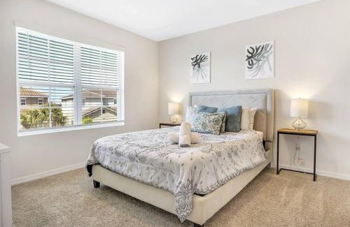Loughman House | 6079 Enchanted Villa 7 Bed by Disney