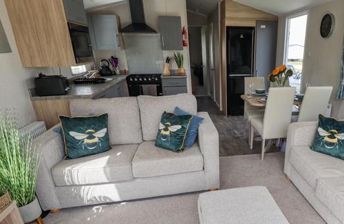 Mablethorpe House | 62 Pinewood