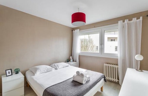 Bourg-l'Eveque Apartment | 65 m² Apartment ∙ 2 bedrooms ∙ 3 guests