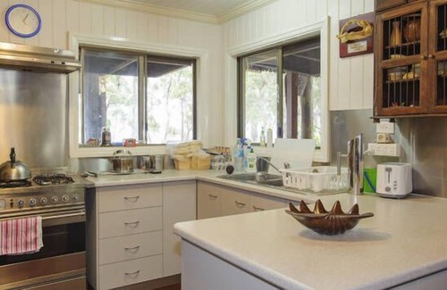 Brisbane Waterfront House | 65 The Strand Bulwer