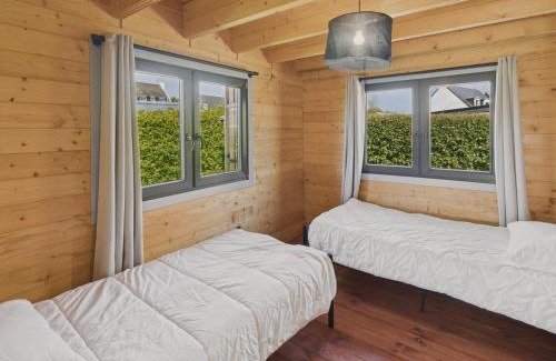 Penmarch Ski Chalet | 650m plage du Ster, chalet - terrasse pour 4
