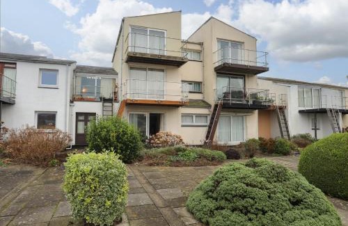 Borth-y-Gest Apartment | 66D South Snowdon Wharf