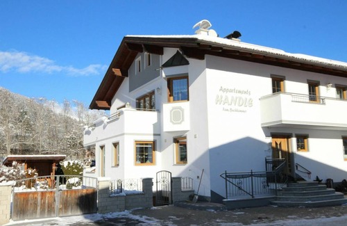 Ried im Oberinntal Apartment | 67 m² Apartment ∙ 2 bedrooms ∙ 6 guests