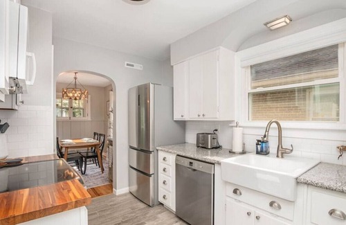 Roselawn Finance House | 6727 Britton · 2 Bedroom House. King Bed Master Suite. Charm!