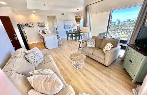 Sandestin House | 6822 and 6824 Luau Two