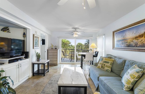 St. Pete Beach Condo | 69 m² Condo ∙ 1 bedroom ∙ 4 guests