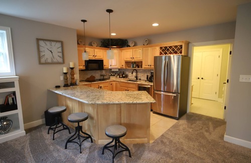 Crestwood House | 6br/5ba Home In Crestwood Sleeps 12-14