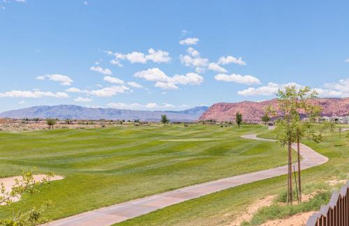 St. George House | 6th Hole Getaway