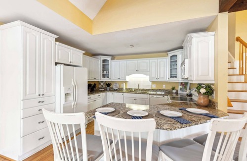 North Augusta House | 7-Acre Estate with Pond, Game Room & Gym
