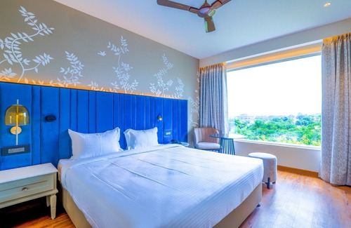 Amer Fort Road Hotel | 7 Apple Hotel Jal Mahal Jaipur