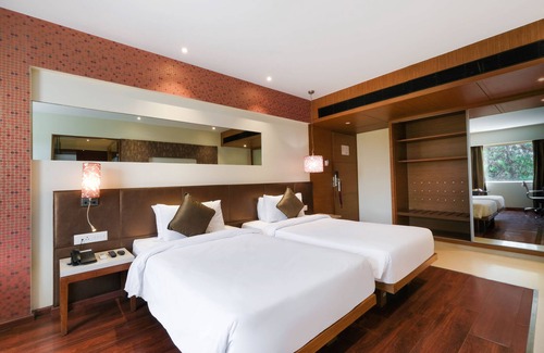 Kasarwadi Hotel | 7 Apple Hotel Pimpri Pune